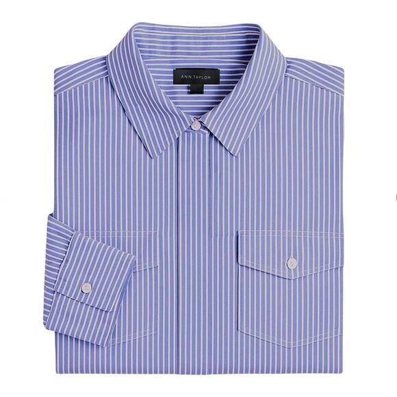 Ann Taylor Blue Striped Oversized Lightweight Button-Down Shirt Size 10 ✨🔹 - Picture 2 of 8